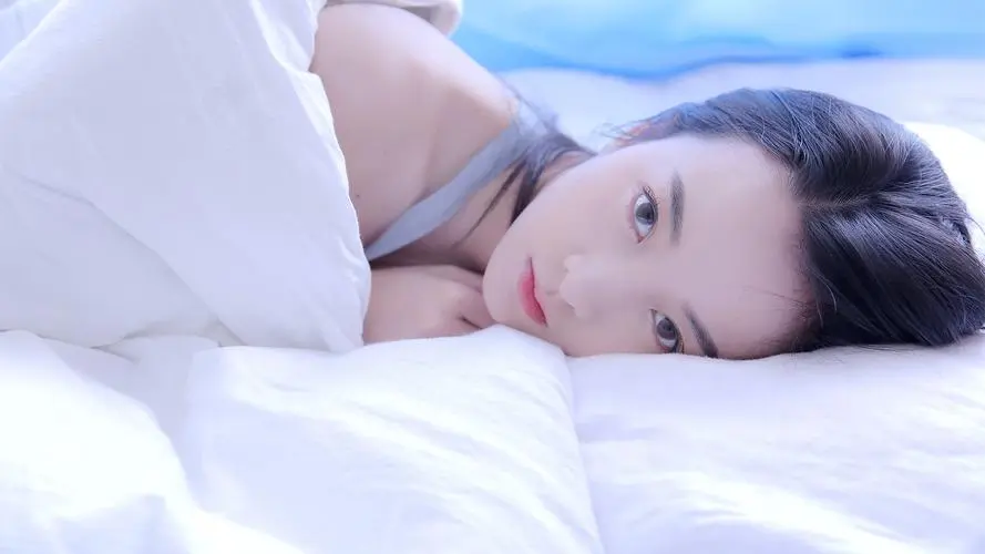 床上什么骚话可以使男生兴奋 - 第3张