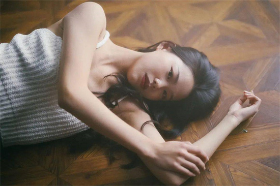 被啪到合不拢腿是什么体验