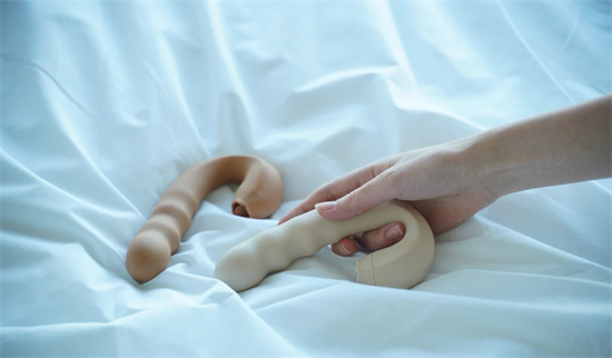 女生自制入体小玩具怎么做 女生自制入体小玩具怎么做