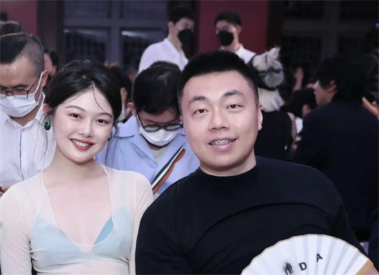 晚奶是什么意思