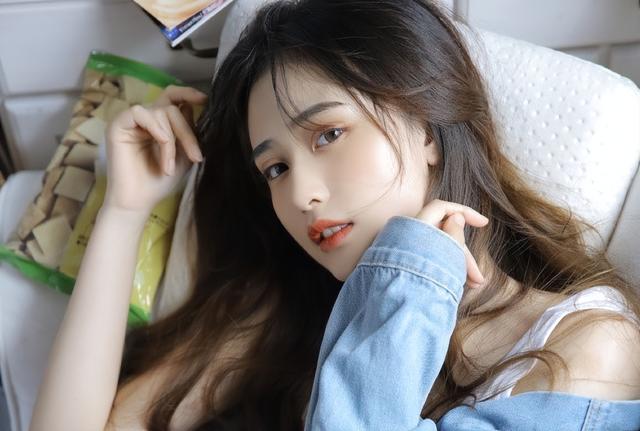 女朋友睡觉都爱抓男友小兄弟是真的吗