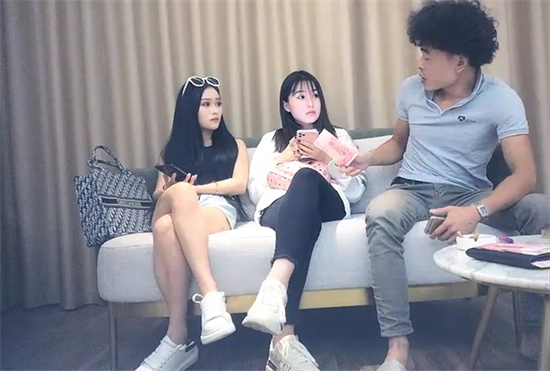多人运动是什么意思?男朋友想做多人运动怎么办 - 第2张