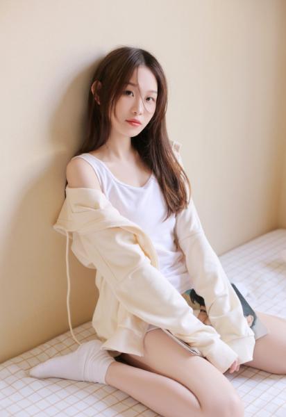 扌喿辶畑和扌喿辶的区别在哪里