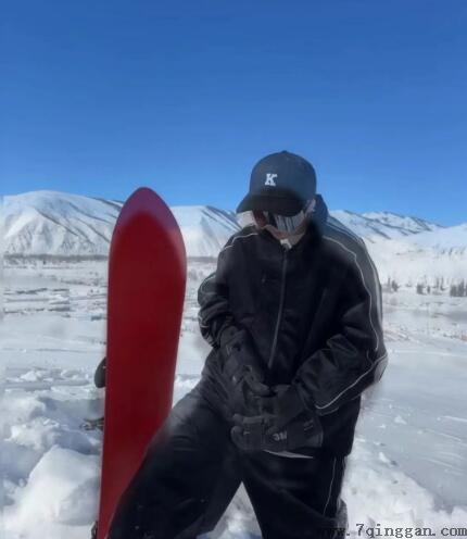 没钱且不帅，如何弯道超车追到高分天菜？