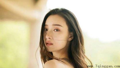 讨女孩子欢心套路的话，聊天哄女孩子开心30句
