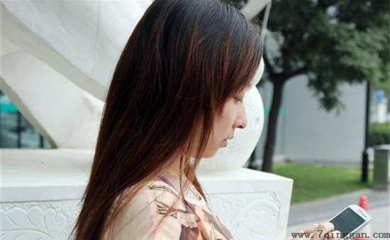 陌陌聊天技巧怎么开头，跟陌陌女生聊天技巧