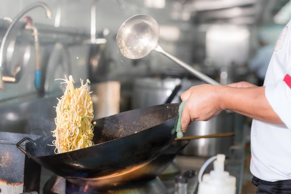 新锅不粘锅开锅的最佳方法