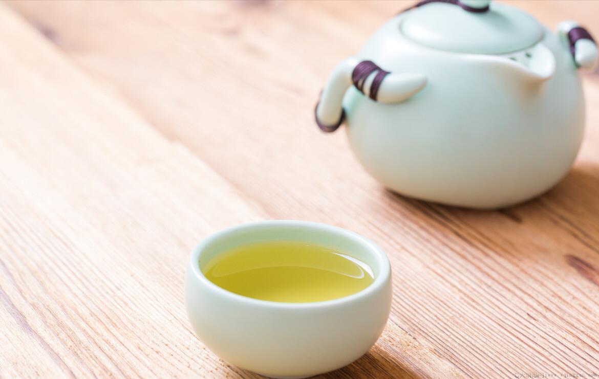 保温杯可以泡茶吗（央视实验揭露保温杯泡茶是否有毒）
