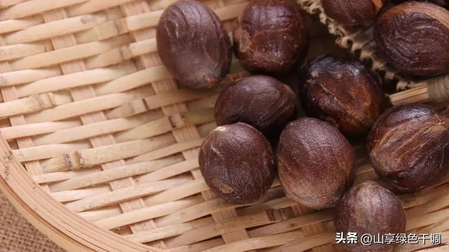 香果和草果的区别在哪些方面