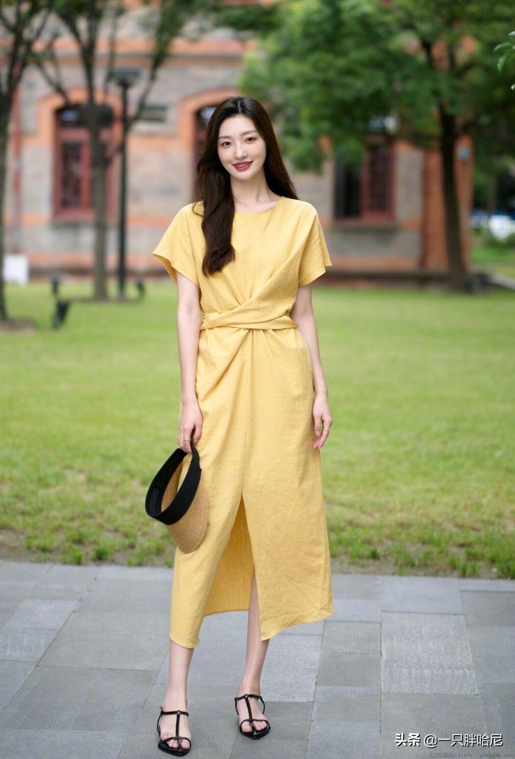 连衣裙搭配什么鞋子
