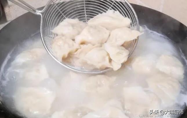 冻水饺是冷水下锅还是热水下锅