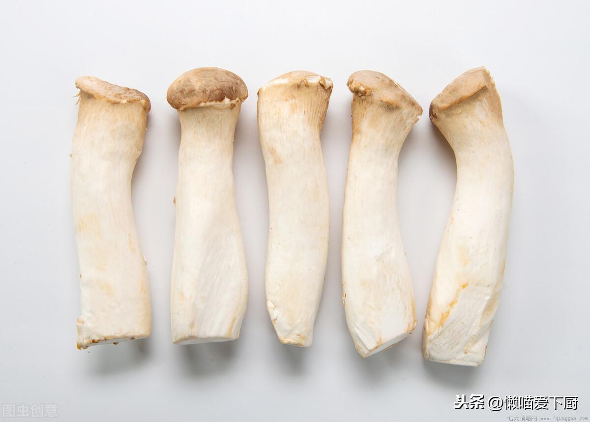 鸡腿菇与杏鲍菇区别图片