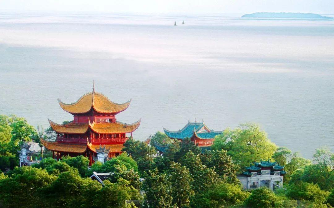 湖南岳阳穷吗
