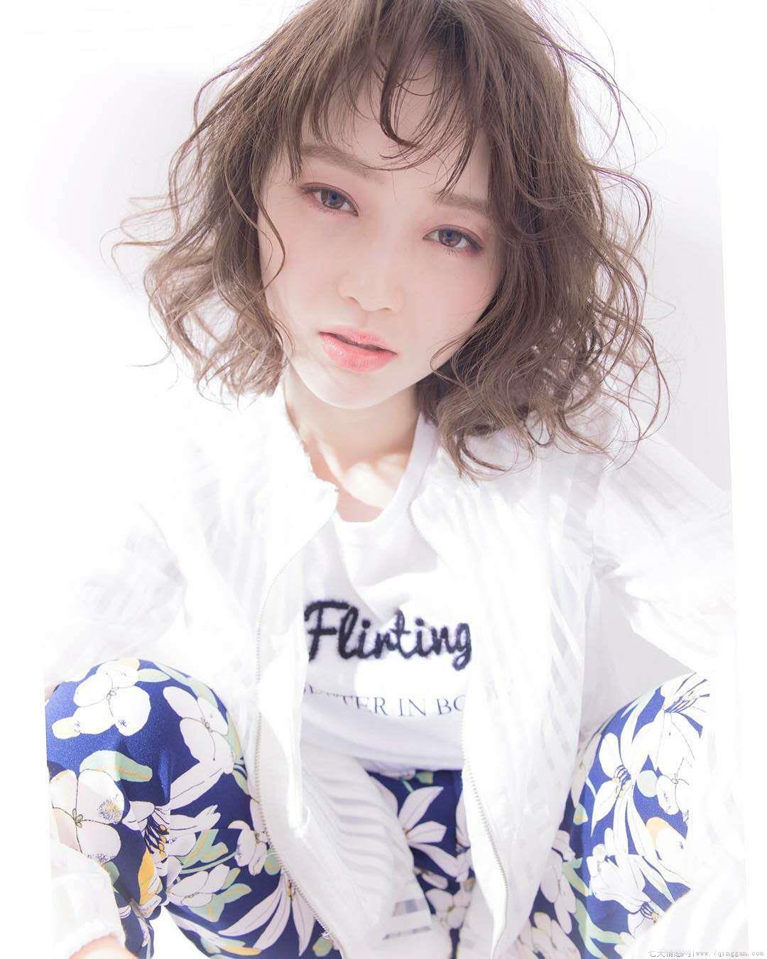 女生头发细软塌适合什么发型