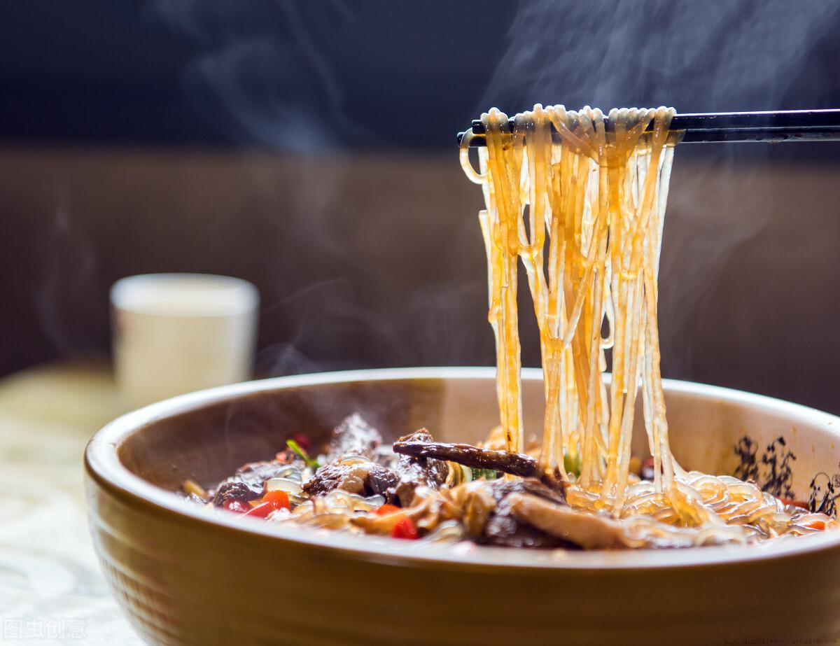 粉皮是什么材料做的好吃