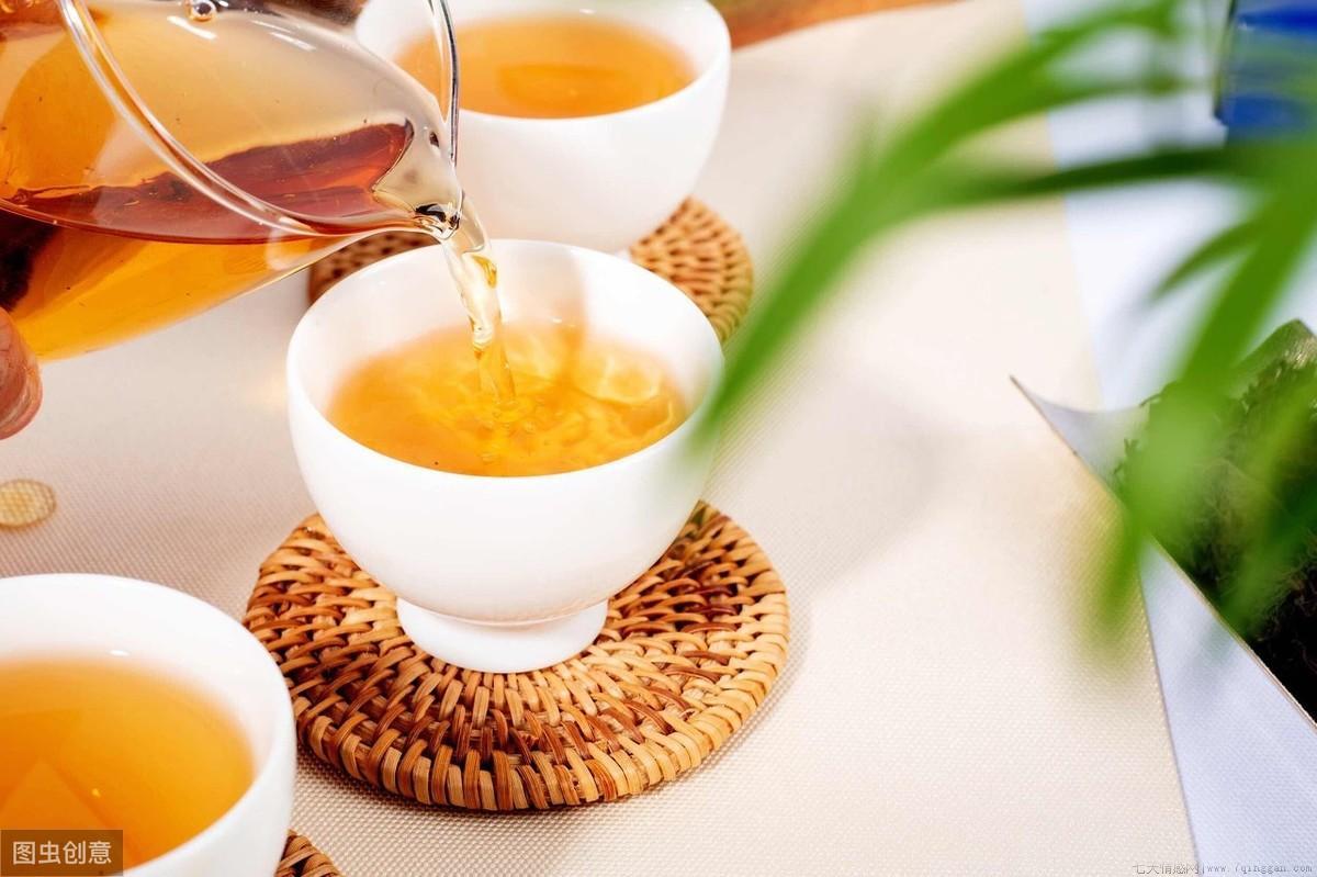 眼睫毛怎样才能变得又浓又长