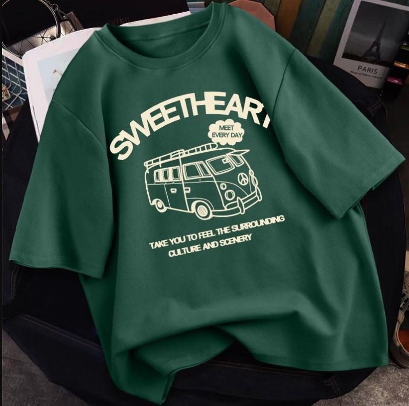绿色衣服配什么颜色的裤子