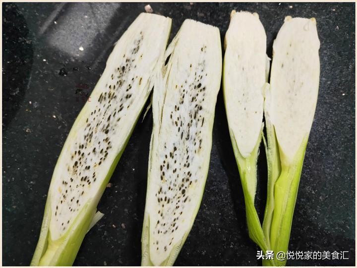 茭白切开里面有黑点能吃吗