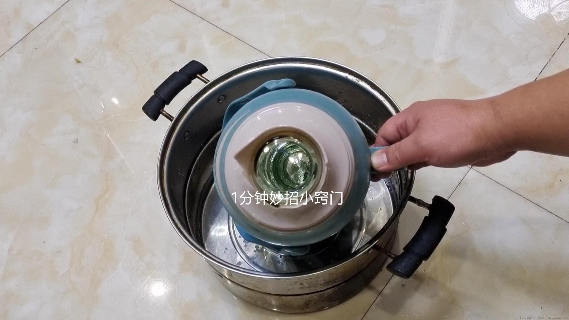 暖瓶胆里的水垢怎么能轻松去除（水垢太厚太硬的清除妙招）