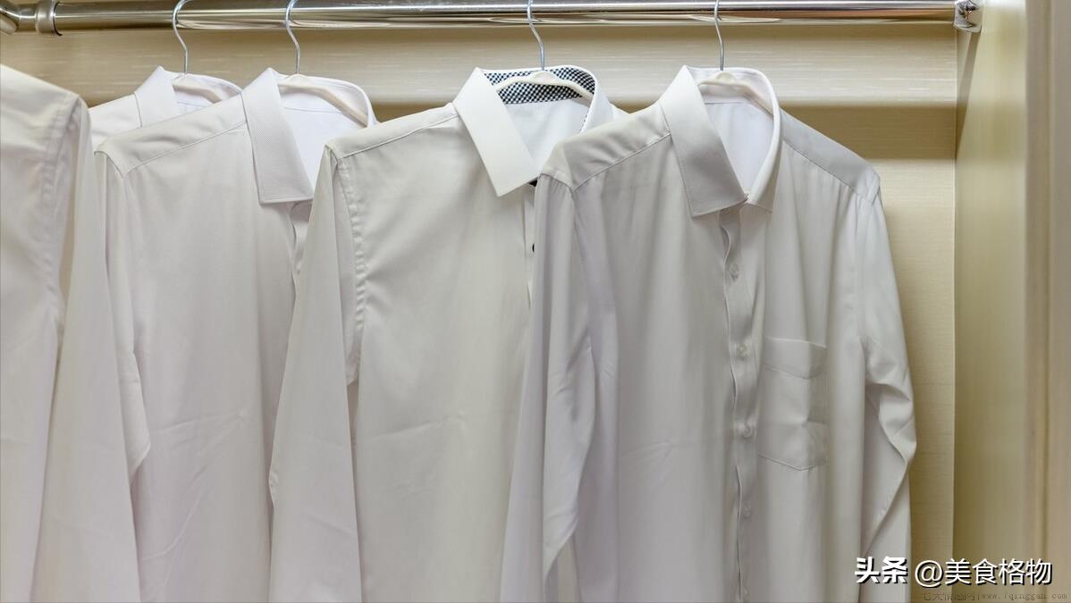 发黄的衣服怎么洗白小妙招（发黄衣服处理和新买的一样）