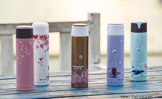 保温杯装热水后打不开怎么办?