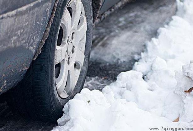 车上积雪不管的话会化掉吗？