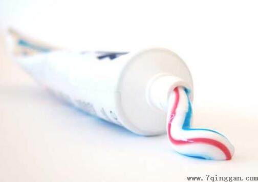 什么牙膏美白效果好？
