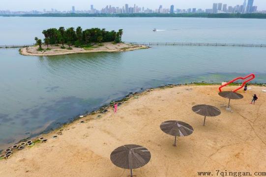 武汉东湖沙滩浴场开车怎么去？