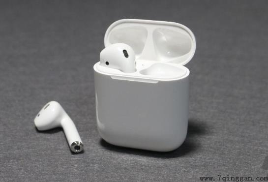 airpods充电仓按钮有什么用?airpods充电仓可以互用吗?