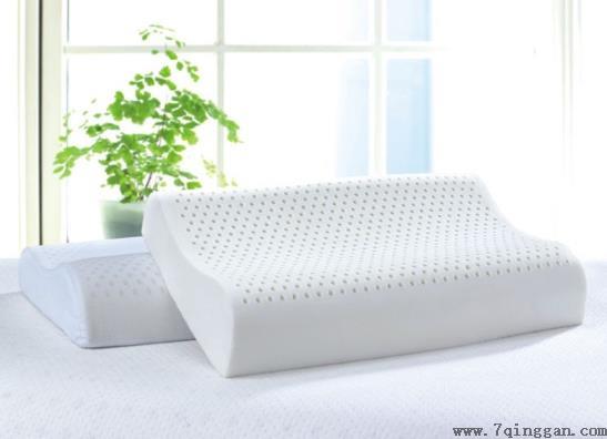 乳胶枕含量越高越硬吗？乳胶枕掉渣怎么处理？