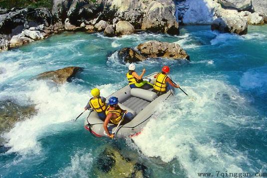 漂流的水枪漂的时候不会丢吗?漂流穿什么衣服好?