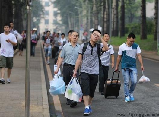 大学生买iPad有没有意义？大学生怎么选择一台适合自己的电脑？