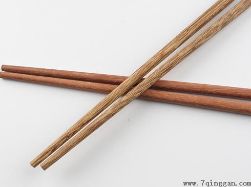 新筷子是不是要烫了才能用？筷子要用开水煮多久才能杀菌？