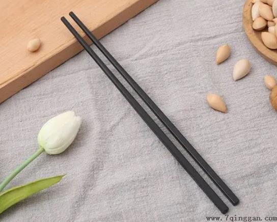新筷子是不是要烫了才能用？筷子要用开水煮多久才能杀菌？