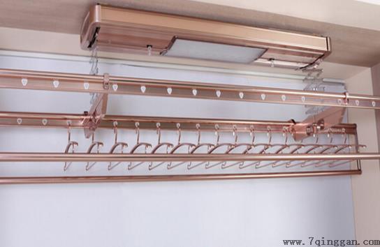 晾衣架装在哪里合适？