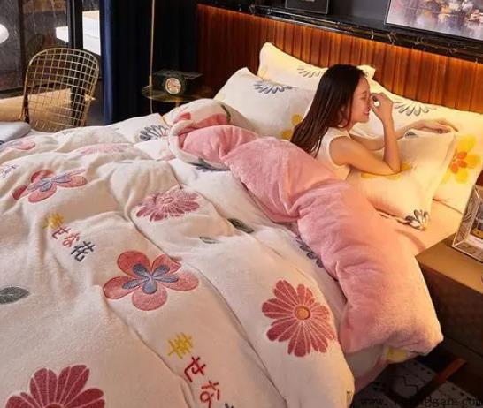 跑被子是被套的原因还是被子的原因？羽绒被不套被套可以吗