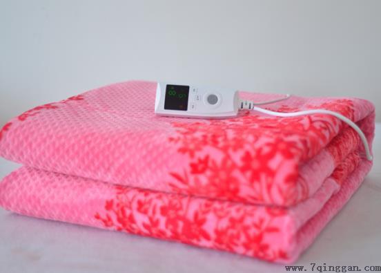 电热毯升温时可以躺人吗？