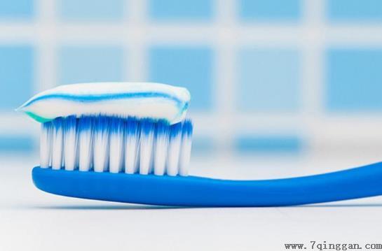牙膏含氟量标准是多少？