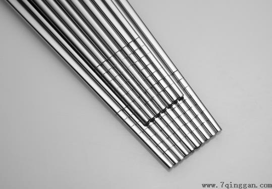 自己家用什么筷子最好？不锈钢筷子一直用会有什么危害吗？