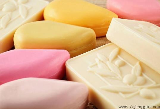 为什么泡沫丰富的肥皂最好用？药皂是硫磺皂吗？