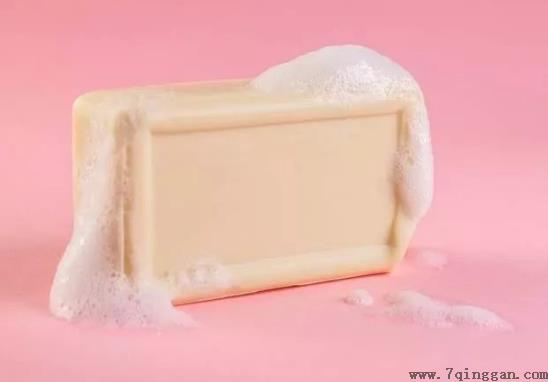 为什么泡沫丰富的肥皂最好用？