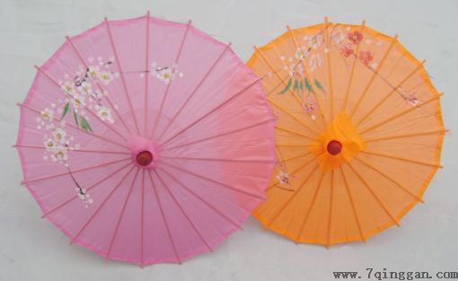 仿丝伞的搭配方法和保养方法