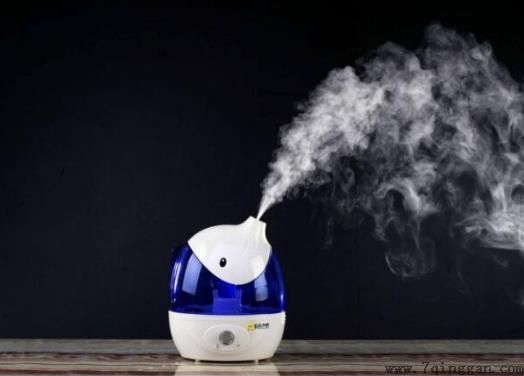 开了加湿器嗓子怎么还是干疼?加湿器一般要放多少精油?