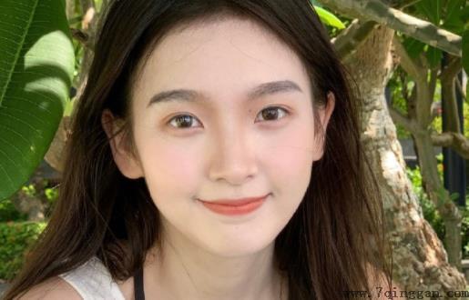 染发褪色后都会变黄吗 染发爆顶多洗会自然吗