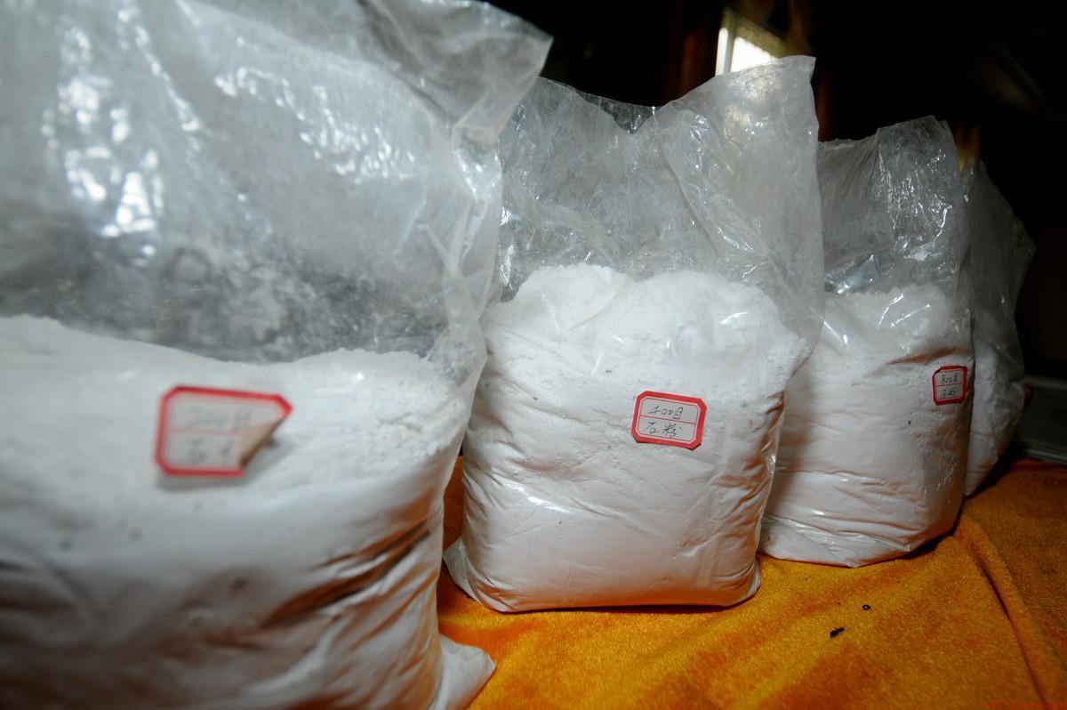自热锅食材里面放热水还是冷水