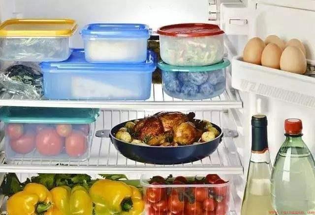 热食物直接放冰箱可以吗