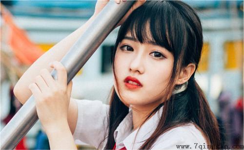 追女生需要天天联系吗，或者要聊什么好